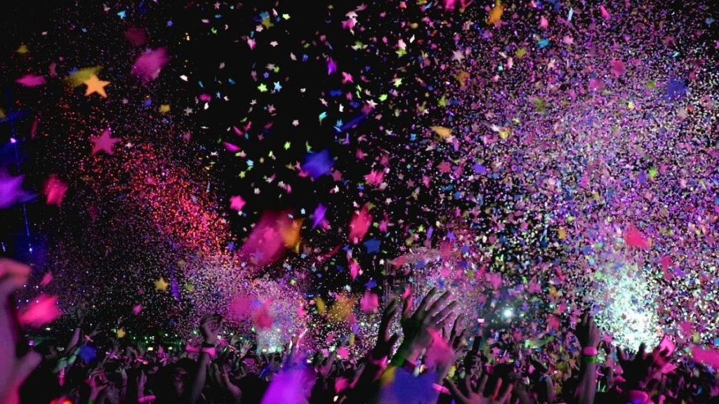 Tips en inspiratie voor het geven van een knalfeest met hapjes en drinken